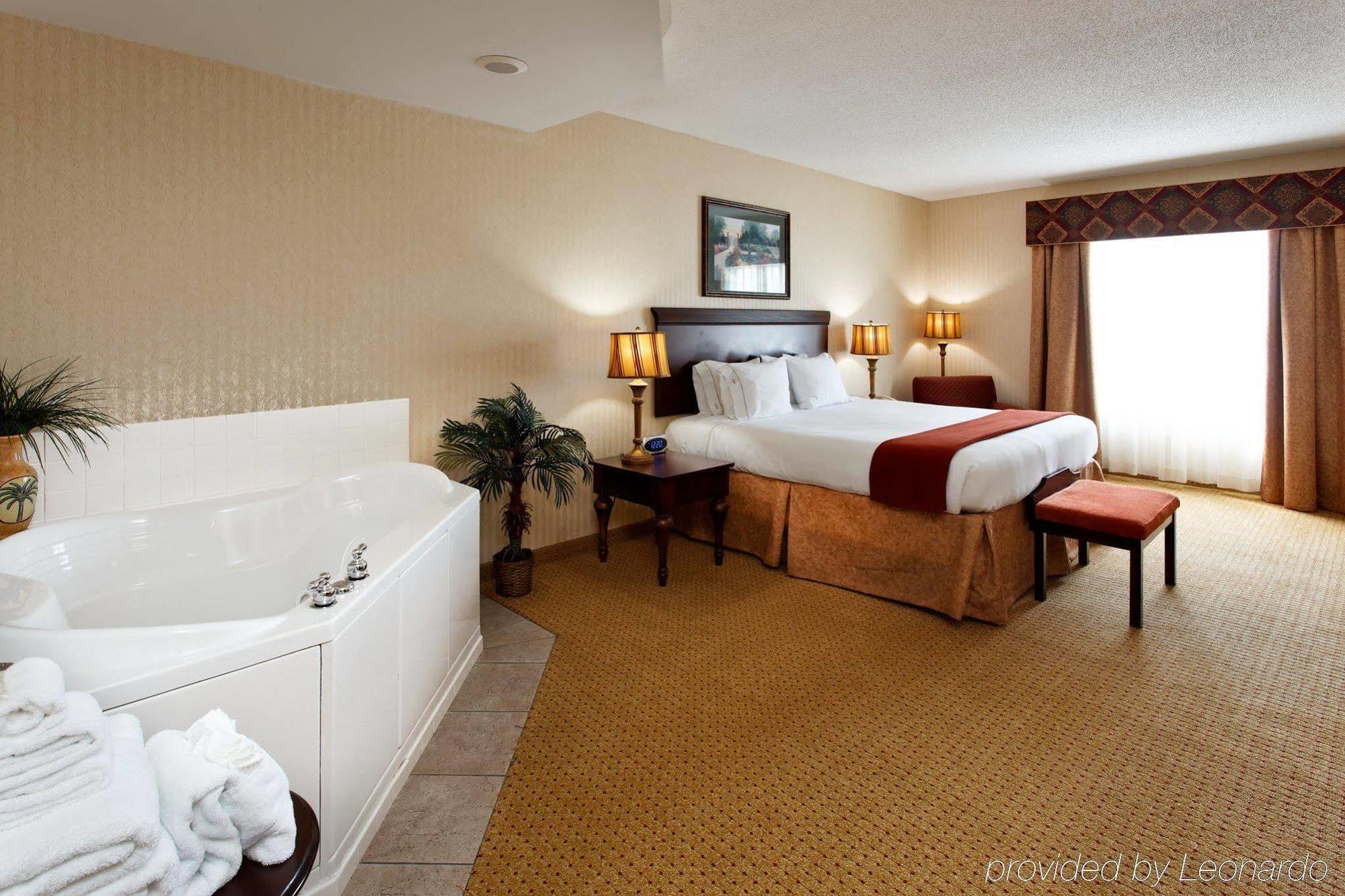 Holiday Inn Express Hotel & Suites Kingsport-Meadowview I-26 By Ihg Kültér fotó
